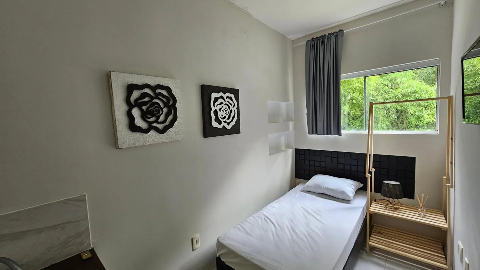 Forest House Beach Florianopolis 0*,