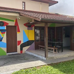 Neighbor.hub & Coliving Floripa Albergue