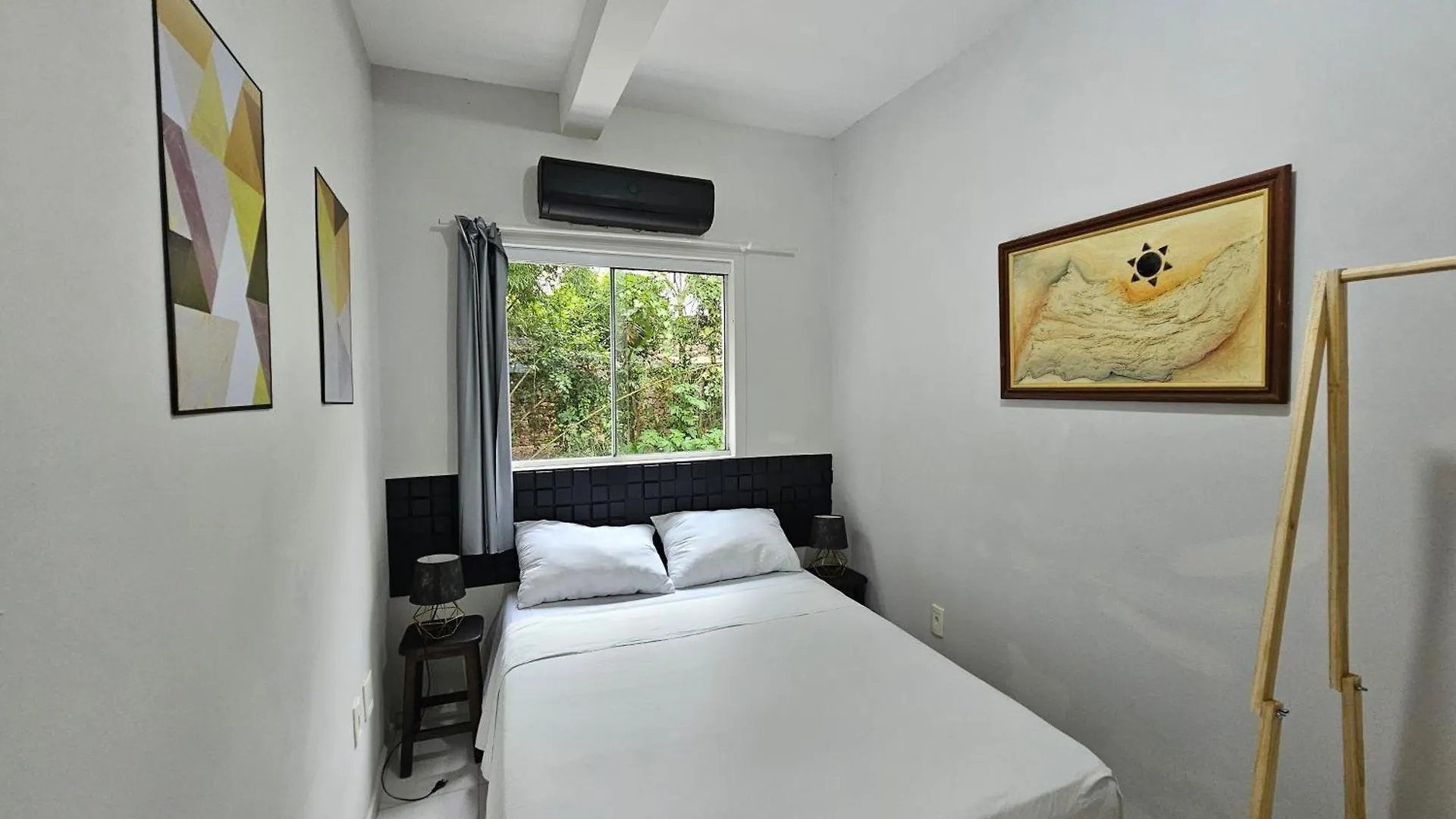 Hostal Forest House Beach Florianópolis Brasil