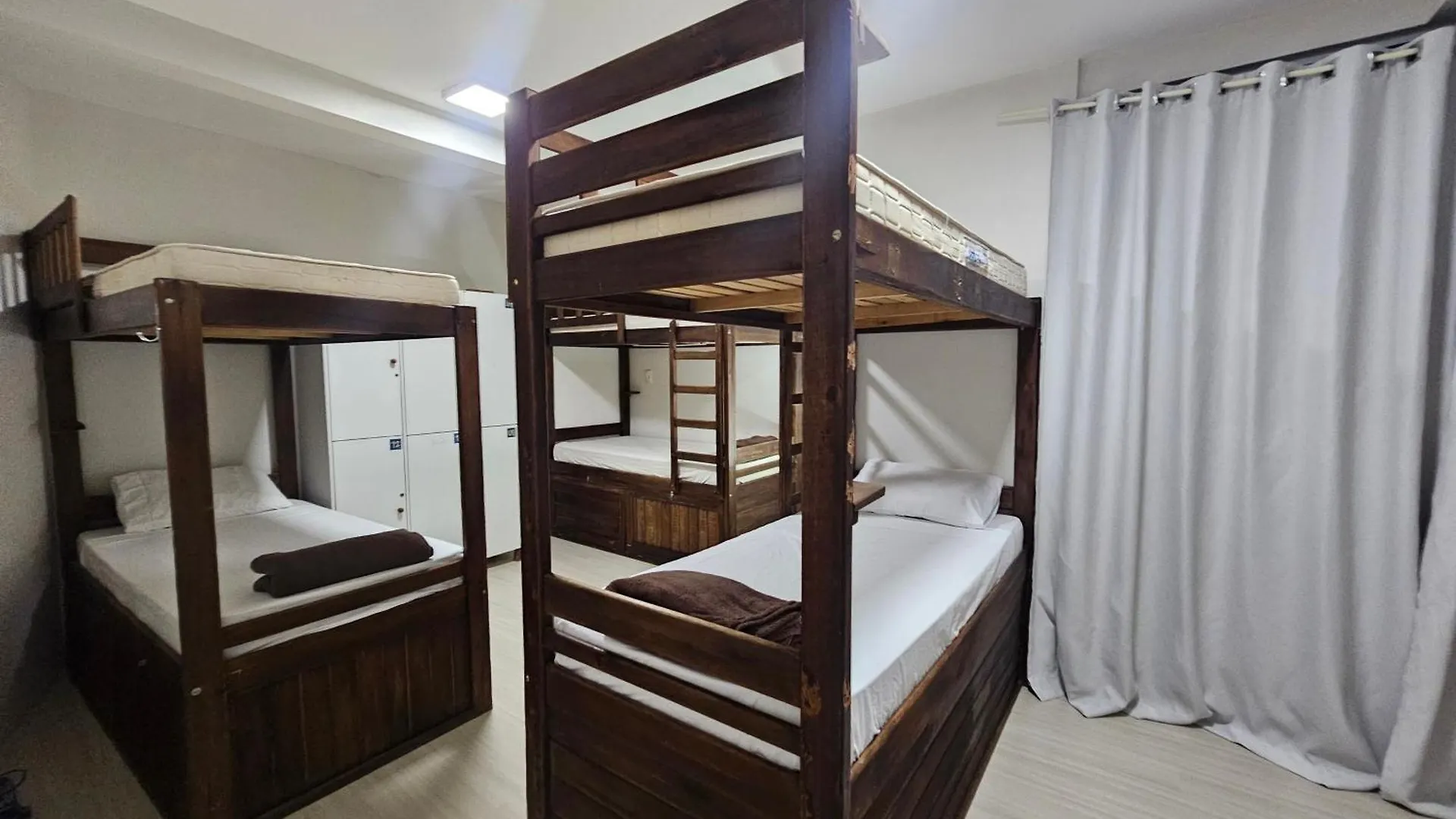 Hostel Forest House Beach Florianópolis